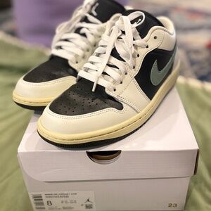 Nike Air Jordan 1 Low